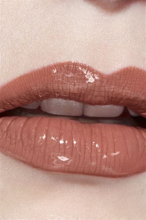 chanel le rouge duo ultra tenue intense caramel